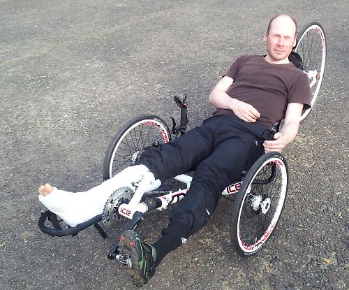 Steve Abraham back on the road pedalling a recumbent with one leg road.cc